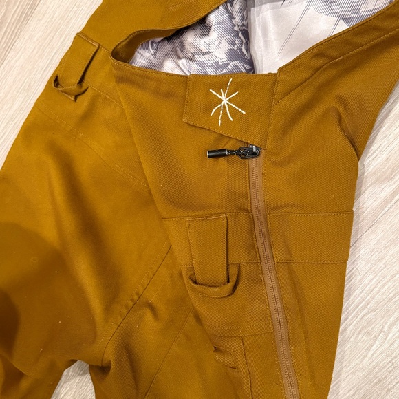 L1 Premium Goods Loretta Overall Bibs - Women's - Picture 9 of 16